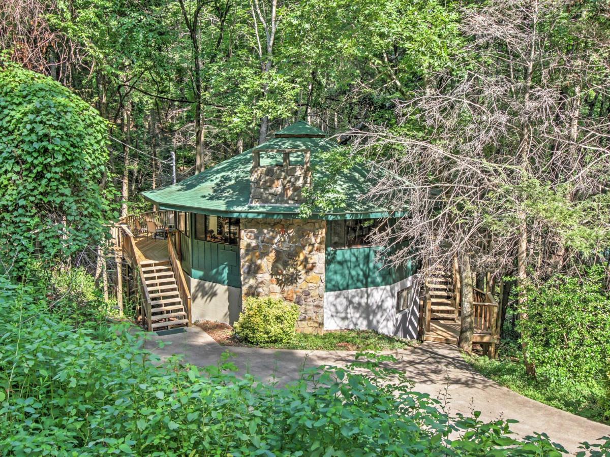 Unique Gatlinburg Cabin Decks, Hot Tub, Fire Pit Exterior foto